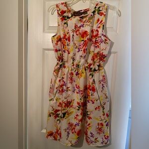 Fun Floral Lightweight Dress With Cinched Waist And Pocket